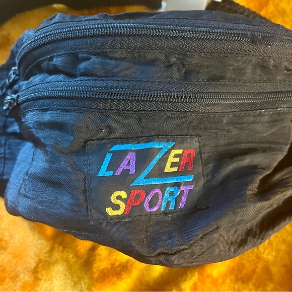 • vtg Lazer Sport Fanny pack in fair used condition - Picture 3 of 8